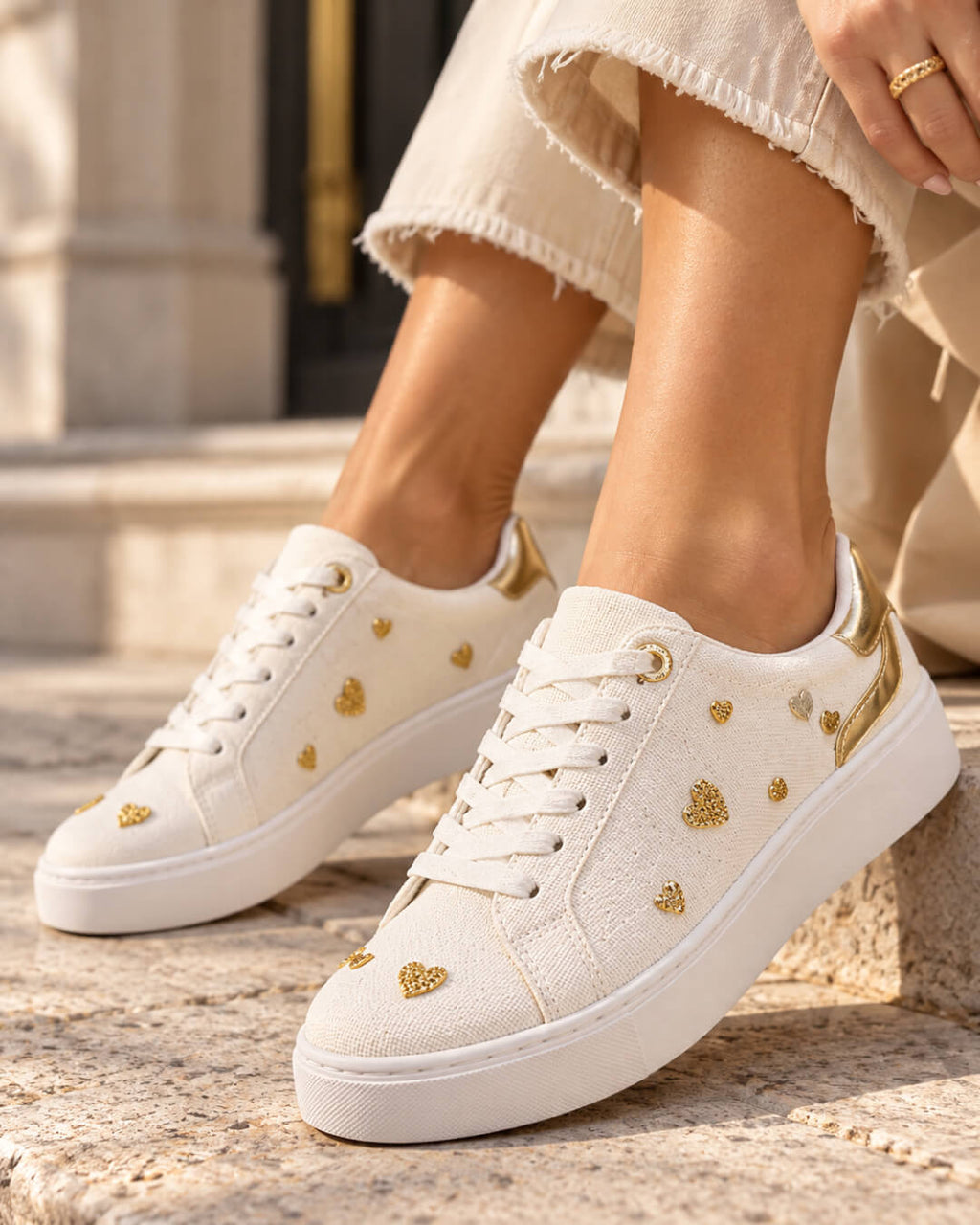 Tenis Aure Amore blancos para mujer
