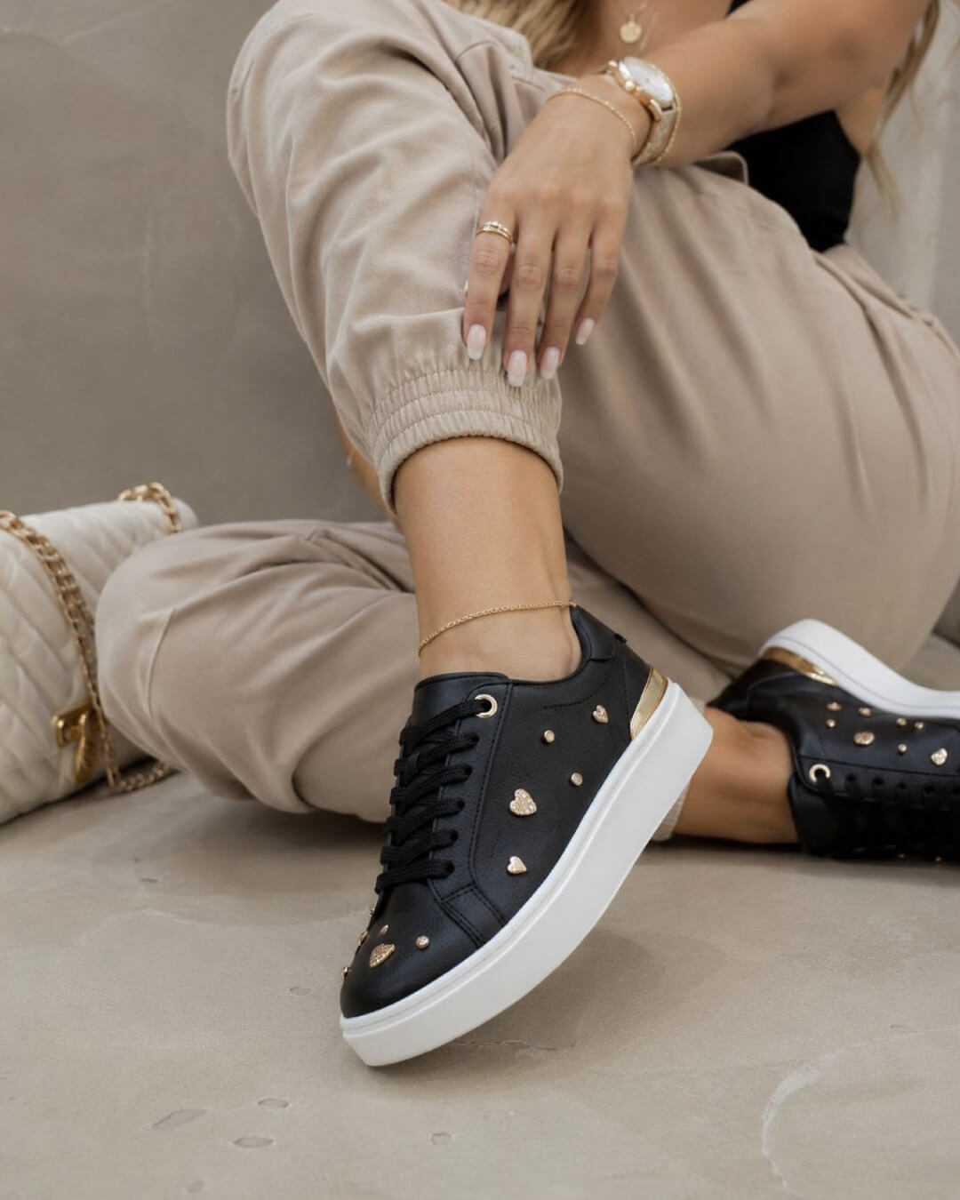 Tanis Aure amore uero Luxury
